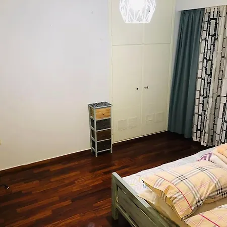 Apartment Seaside With Pet Friendly Yard *